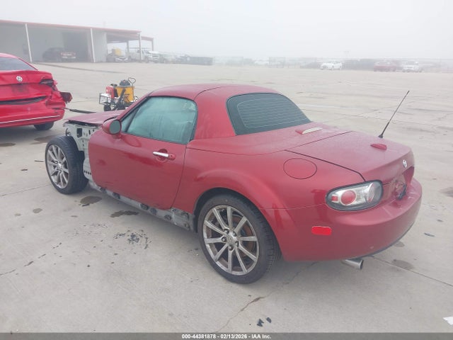 2011 MAZDA MX-5 MIATA JM1NC2PF9B0214006 Photo 2