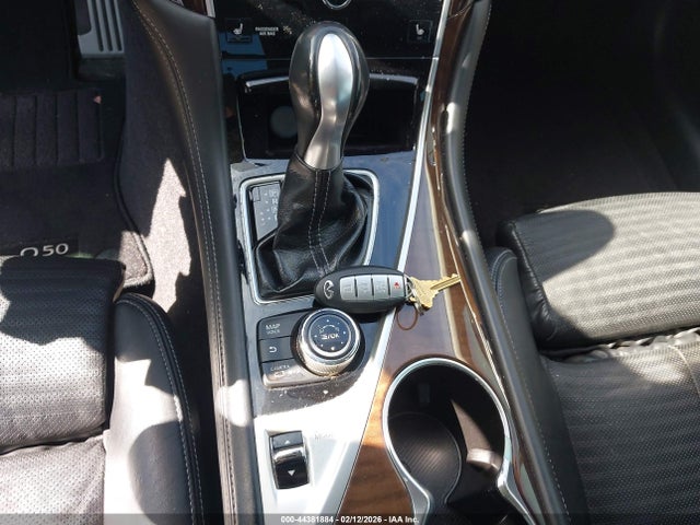44381884 :رقم المزاد ، JN1BV7AP4EM677070 vin ، 2014 Infiniti Q50 Sport مزاد بيع
