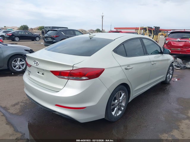 KMHD84LFXHU358725 Hyundai Elantra Value Edition