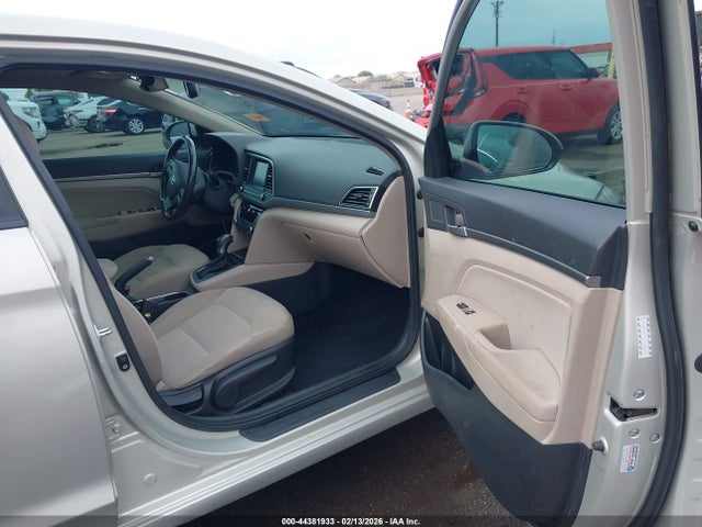 KMHD84LFXHU358725 Hyundai Elantra Value Edition