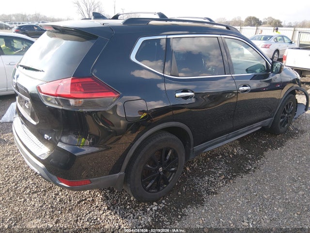 2017 Nissan Rogue Sv მანქანა იყიდება აუქციონზე, vin: 5N1AT2MT8HC830839, აუქციონის ნომერი: 44381936