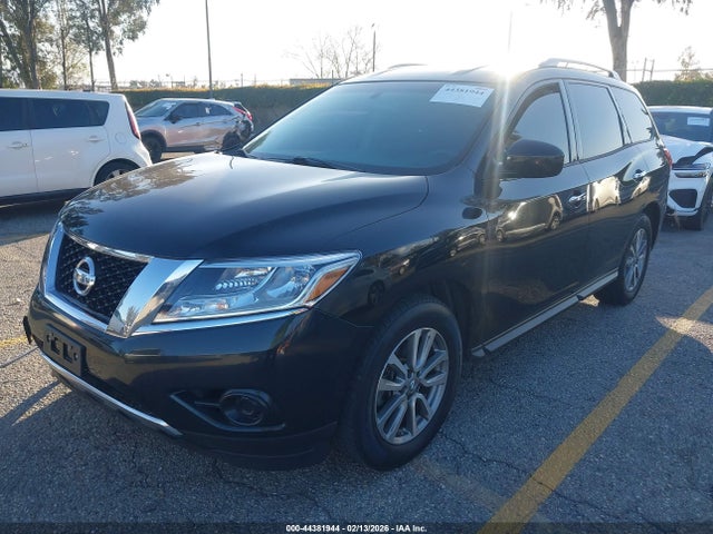 5N1AR2MN9FC702395 Nissan Pathfinder S