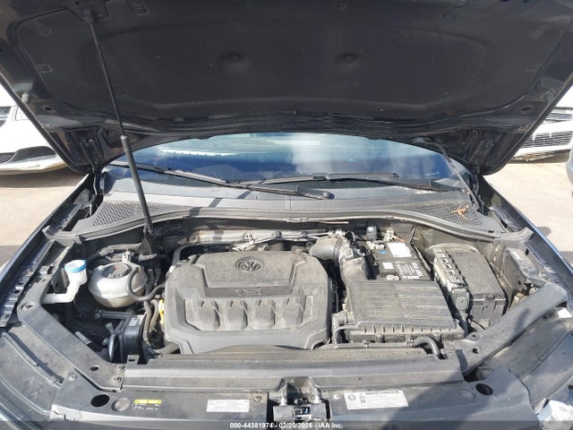 3VV3B7AX0JM022480 Volkswagen Tiguan 2.0t Se/2.0t Sel