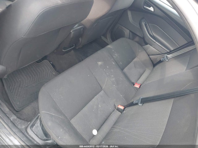 Ford FOCUS SE 2018 1FADP3F24JL237653 Image 8