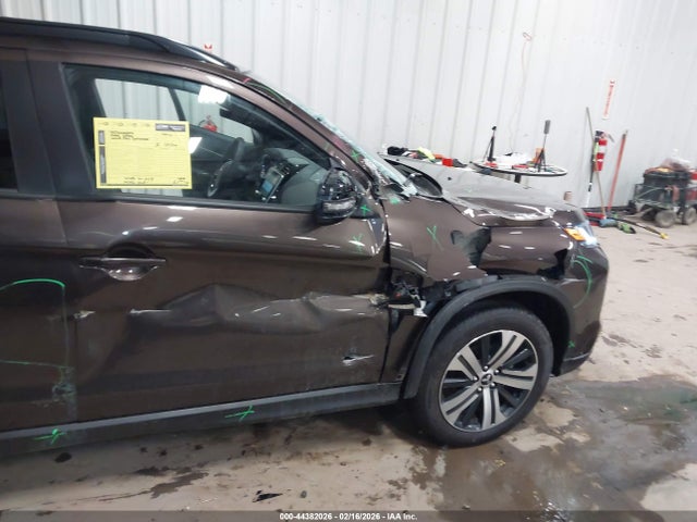 2025 MITSUBISHI OUTLANDER SPORT JA4ARVAWXSU006372 Photo 5