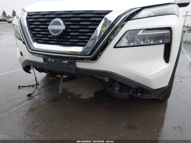 JN8BT3BA9PW427518 Nissan Rogue Sv Fwd
