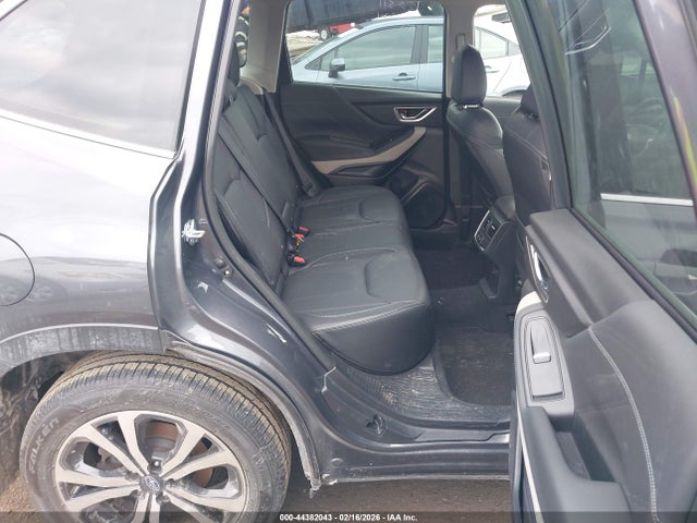 Subaru Forester Limited 2023 JF2SKAPC9PH549007 Image 8