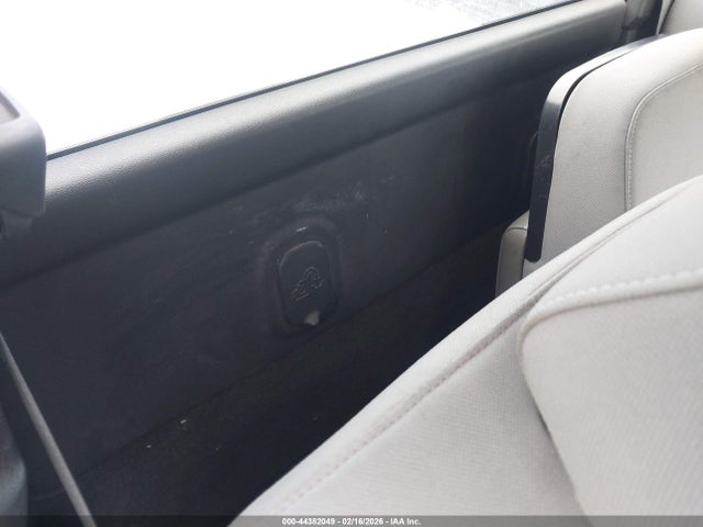 44382049 :رقم المزاد ، 1GTN1LEC9GZ170001 vin ، 2016 Gmc Sierra 1500 مزاد بيع