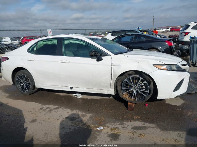 4T1B11HK5KU215169 Toyota CAMRY SE