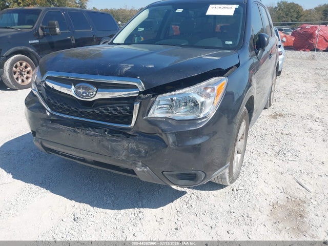 Subaru Forester 2.5i Premium 2016 JF2SJADC9GH486126 Image 6