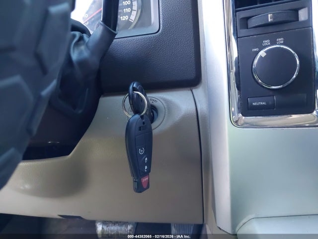 44382065 :رقم المزاد ، 3D73Y4CL0BG532159 vin ، 2011 Ram Ram 3500 Laramie مزاد بيع