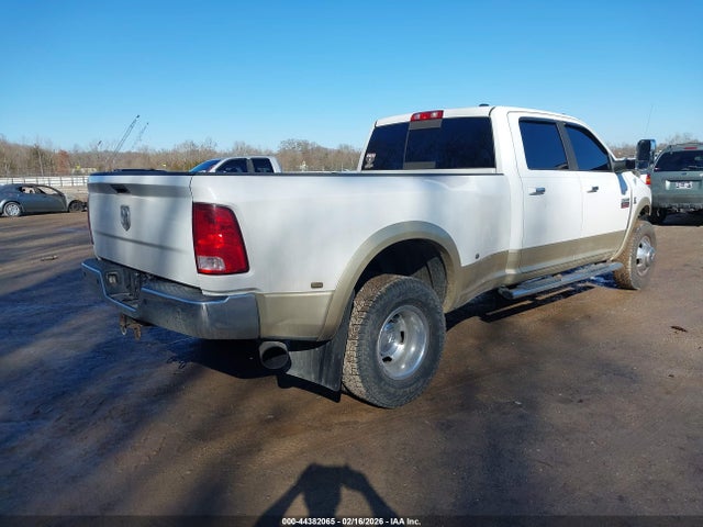 44382065 :رقم المزاد ، 3D73Y4CL0BG532159 vin ، 2011 Ram Ram 3500 Laramie مزاد بيع