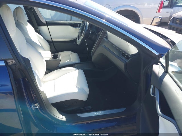 2018 TESLA MODEL S 5YJSA1E29JF295088 Photo 4