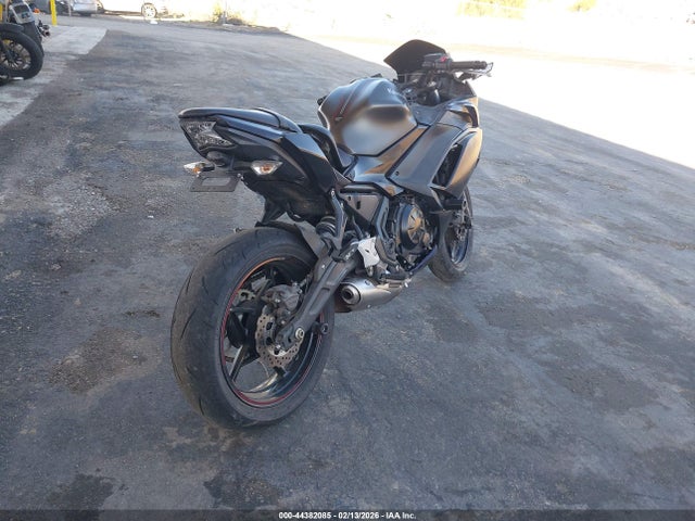 2022 KAWASAKI EX650 ML5EXEN17NDA75680 Photo 3