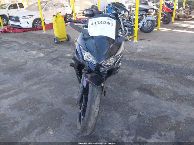 2022 KAWASAKI EX650 ML5EXEN17NDA75680 Photo 4
