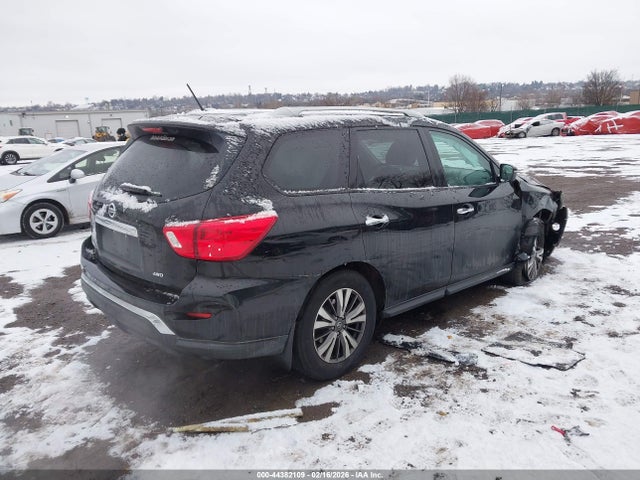 5N1DR2MMXHC910700 Nissan Pathfinder S