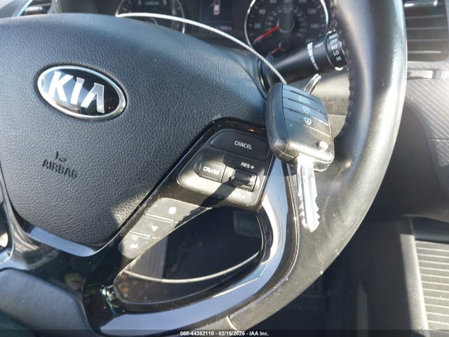 KIA FORTE S 2017 3KPFL4A70HE118167 Image 11