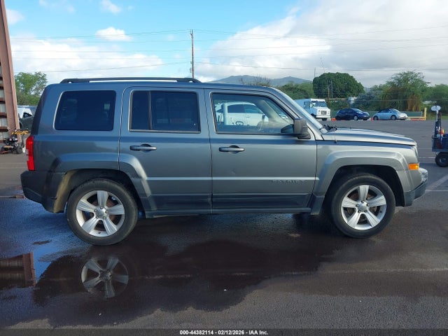 1C4NJPFA0ED633576 Jeep Patriot Latitude