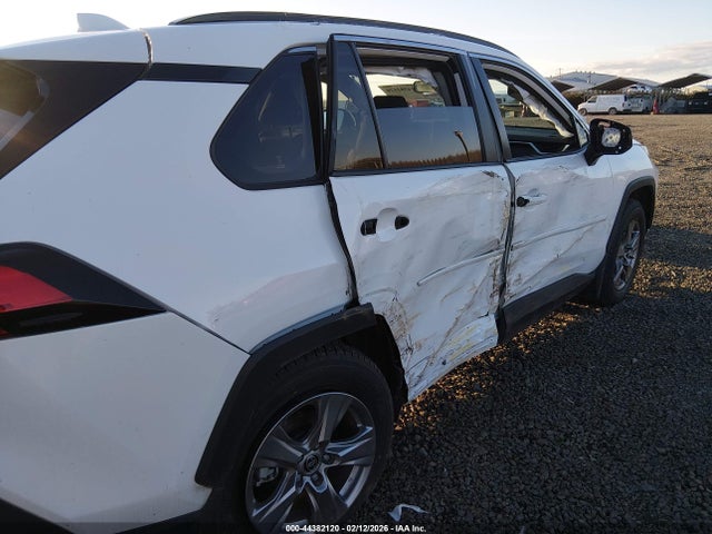 JTMRWRFVOSD313638 Toyota Rav4 Hybrid Xle