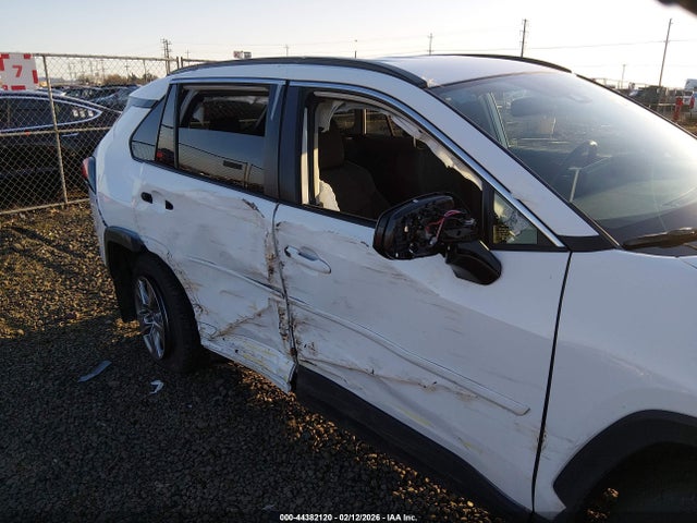 JTMRWRFVOSD313638 Toyota Rav4 Hybrid Xle