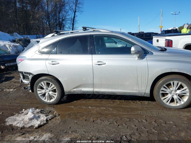44382128 :رقم المزاد ، JTJBC1BA7B2045064 vin ، 2011 Lexus Rx 450h مزاد بيع
