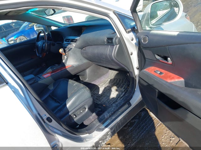 44382128 :رقم المزاد ، JTJBC1BA7B2045064 vin ، 2011 Lexus Rx 450h مزاد بيع