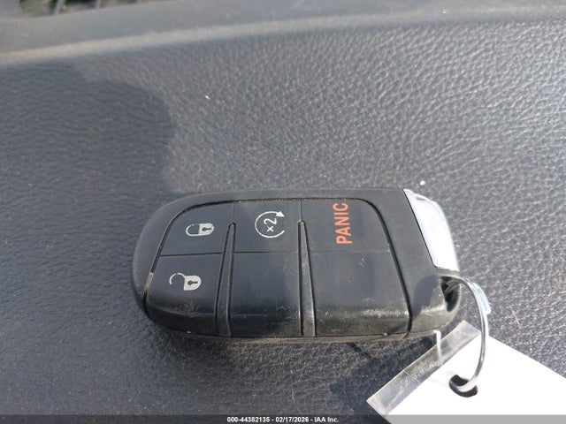 3C4NJCBB9HT643268 Jeep New Compass Latitude Fwd
