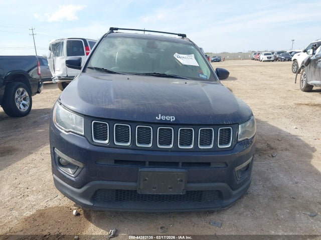 3C4NJCBB9HT643268 Jeep New Compass Latitude Fwd