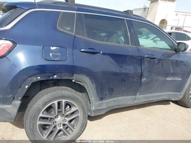3C4NJCBB9HT643268 Jeep New Compass Latitude Fwd