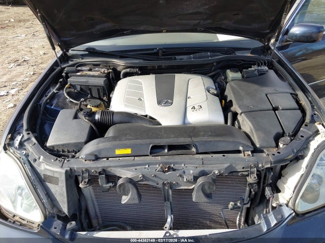 2004 LEXUS LS 430 JTHBN36FX40168384 Photo 9