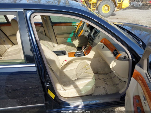 2004 LEXUS LS 430 JTHBN36FX40168384 Photo 4