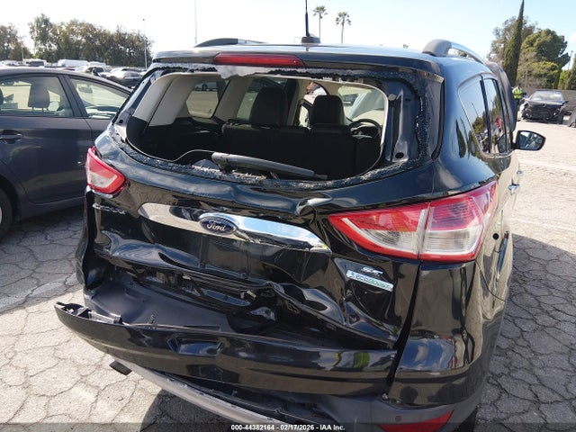1FMCU0GX2EUE40981 Ford ESCAPE SE