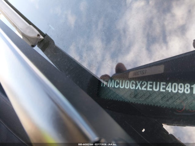 1FMCU0GX2EUE40981 Ford ESCAPE SE