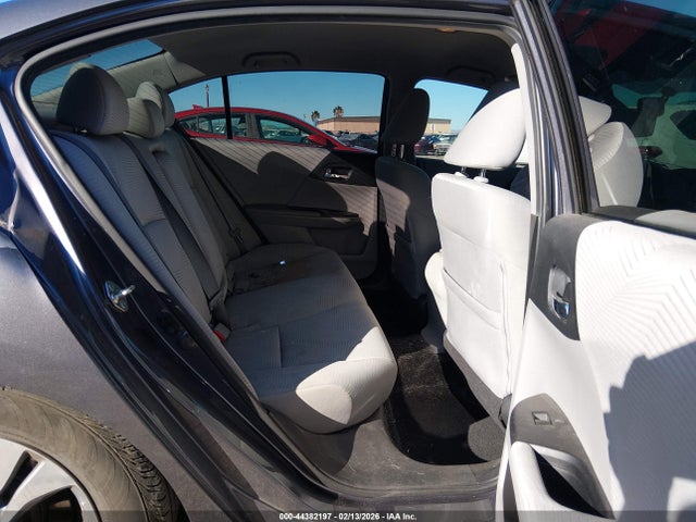 Продажа на аукционе авто 2015 Honda Accord Lx, vin: 1HGCR2F36FA228847, номер лота: 44382197