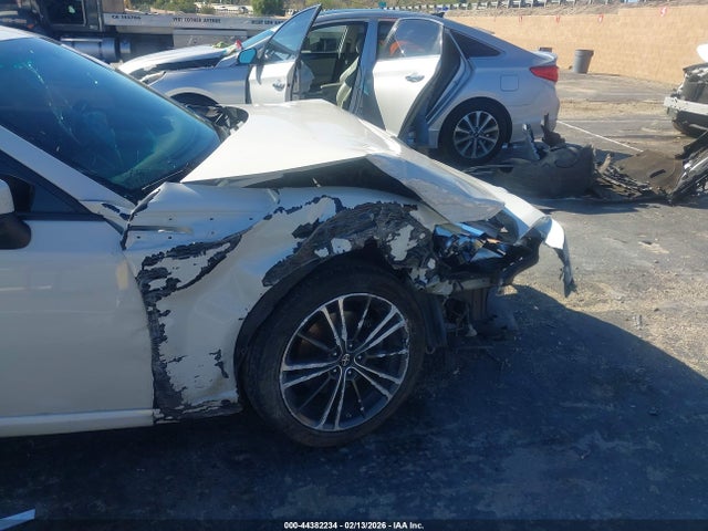 JF1ZNAA19G8709792 Scion FR-S