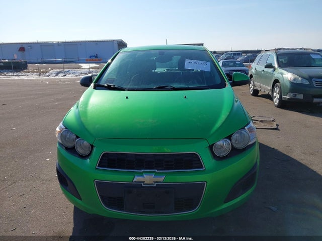1G1JC6SH8F4132077 Chevrolet Sonic Lt Auto
