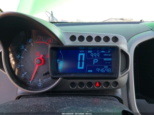 1G1JC6SH8F4132077 Chevrolet Sonic Lt Auto