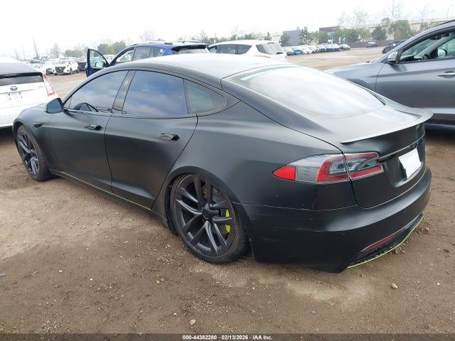 44382280 :رقم المزاد ، 5YJSA1E67MF431953 vin ، 2021 Tesla Model S Plaid Tri Motor All-wheel Drive مزاد بيع