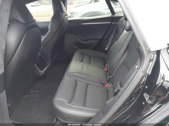 44382280 :رقم المزاد ، 5YJSA1E67MF431953 vin ، 2021 Tesla Model S Plaid Tri Motor All-wheel Drive مزاد بيع