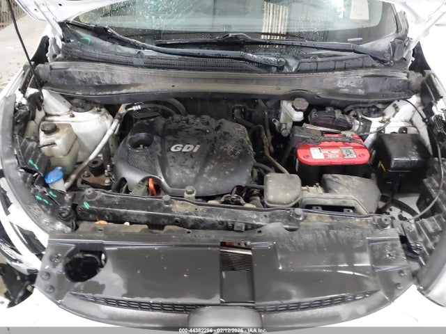 KM8JUCAG6FU978358 Hyundai TUCSON SE