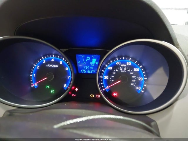 KM8JUCAG6FU978358 Hyundai TUCSON SE