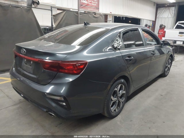 3KPF24ADXKE033272 KIA Forte Lxs