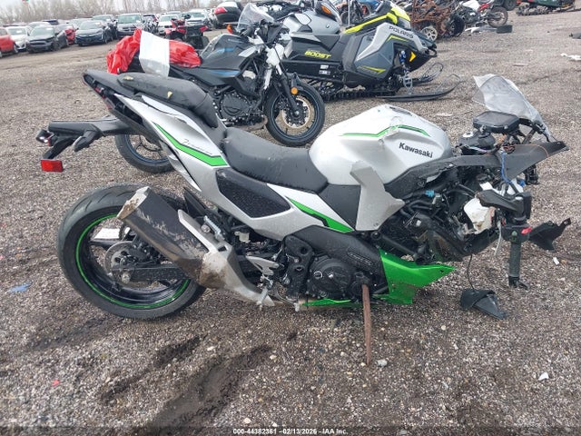 Kawasaki Cx500 2024 ML5CXGA19RDA01109 Image 13