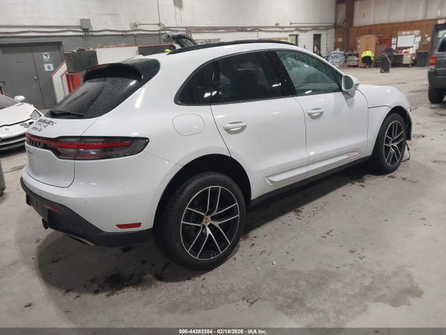 2025 Porsche Macan T მანქანა იყიდება აუქციონზე, vin: WP1AA2A56SLB13555, აუქციონის ნომერი: 44382384