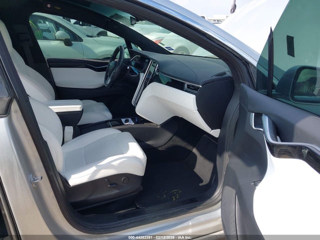 5YJXCDE20HF055732 Tesla Model X 100d/75d/90d
