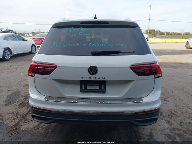 3VV6B7AX6RM229271 Volkswagen Tiguan 2.0t Wolfsburg Edition