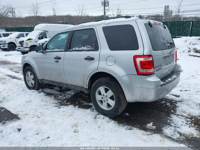 44382438 :رقم المزاد ، 1FMCU0D75BKC01887 vin ، 2011 Ford Escape Xlt مزاد بيع