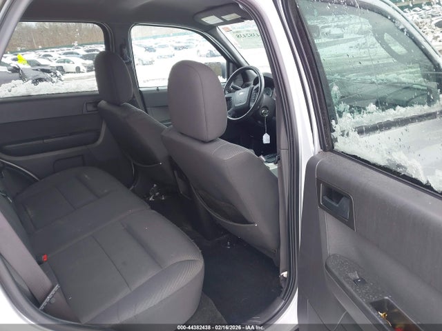 44382438 :رقم المزاد ، 1FMCU0D75BKC01887 vin ، 2011 Ford Escape Xlt مزاد بيع