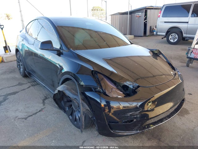 2022 TESLA MODEL Y 7SAYGDEF2NF518111 Photo 0