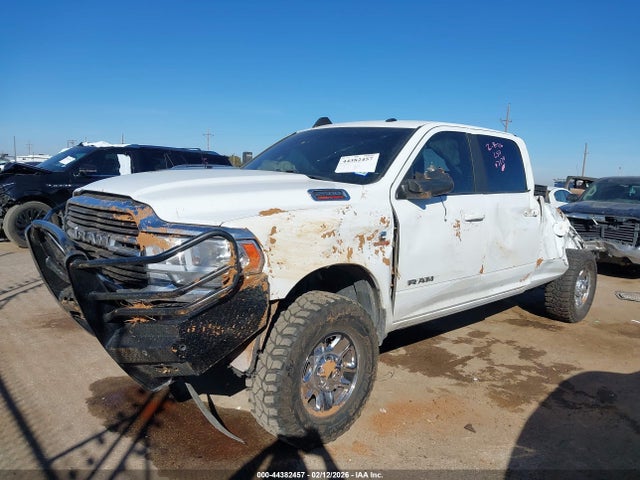 2021 Ram 2500 Big Horn  4x4 8' Box მანქანა იყიდება აუქციონზე, vin: 3C6UR5JL4MG628374, აუქციონის ნომერი: 44382457